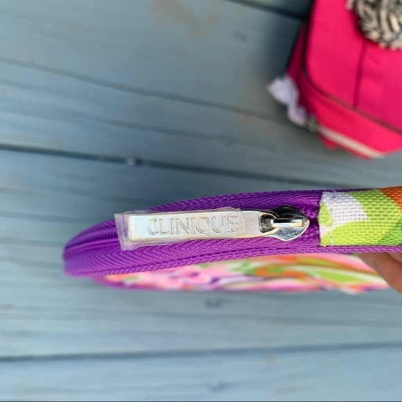 Lancôme and Clinique Make-up bag bundle - Picture 4 of 5